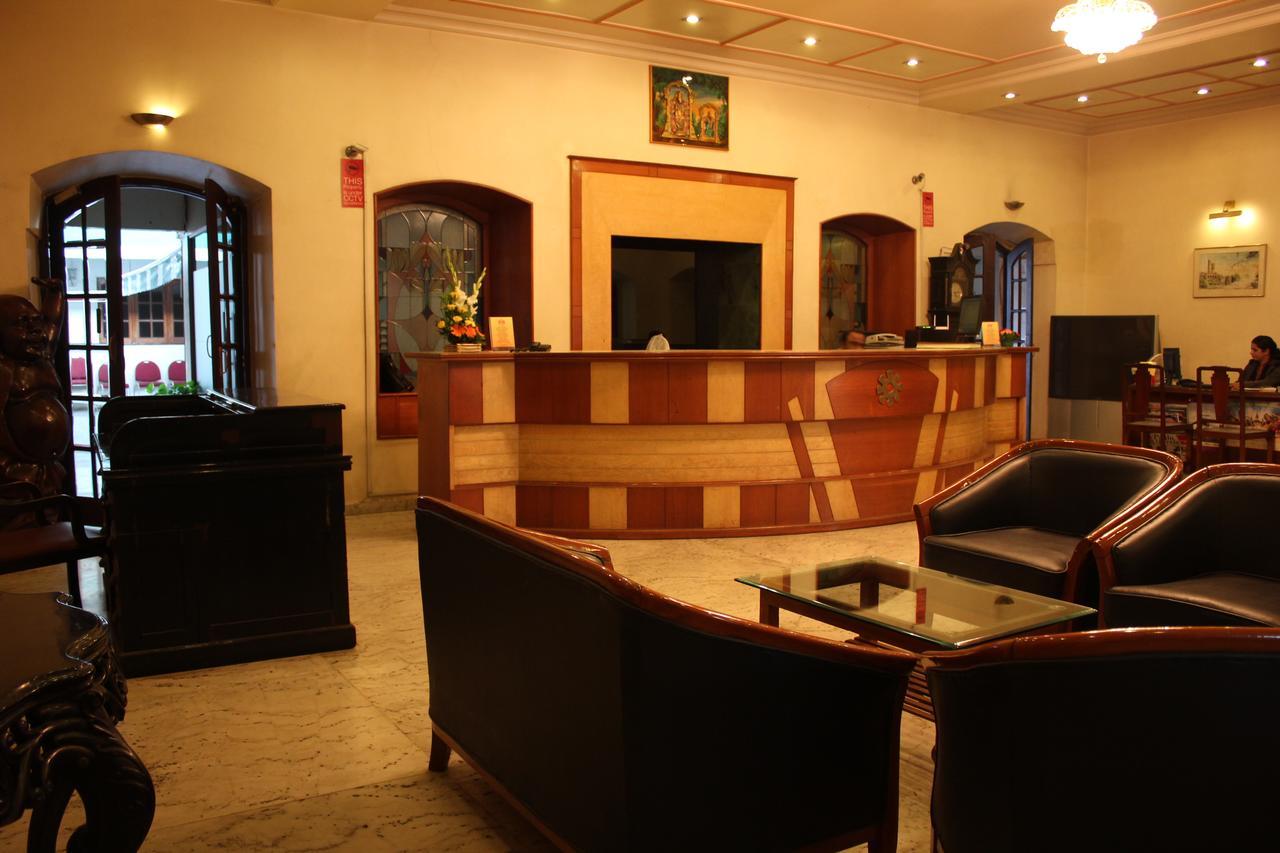 Hotel Ritz Pune Luaran gambar