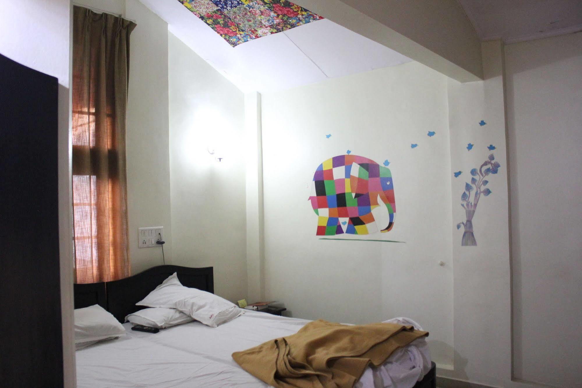 Hotel Ritz Pune Luaran gambar